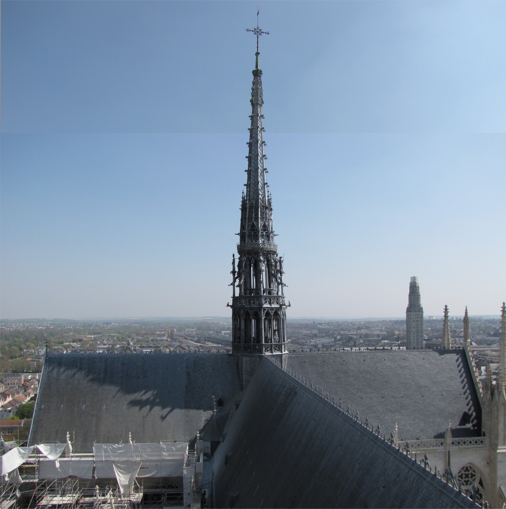 Flêche de la cathédrale d'Amiens, vue de la tour nord